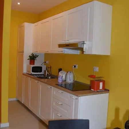 Apartment Colorful Nest
